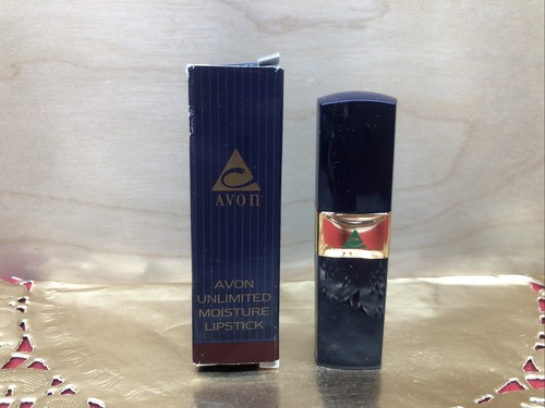 AVON Unlimited Moisture Lipstick - Moist Mocha - NOS - Picture 2 of 3