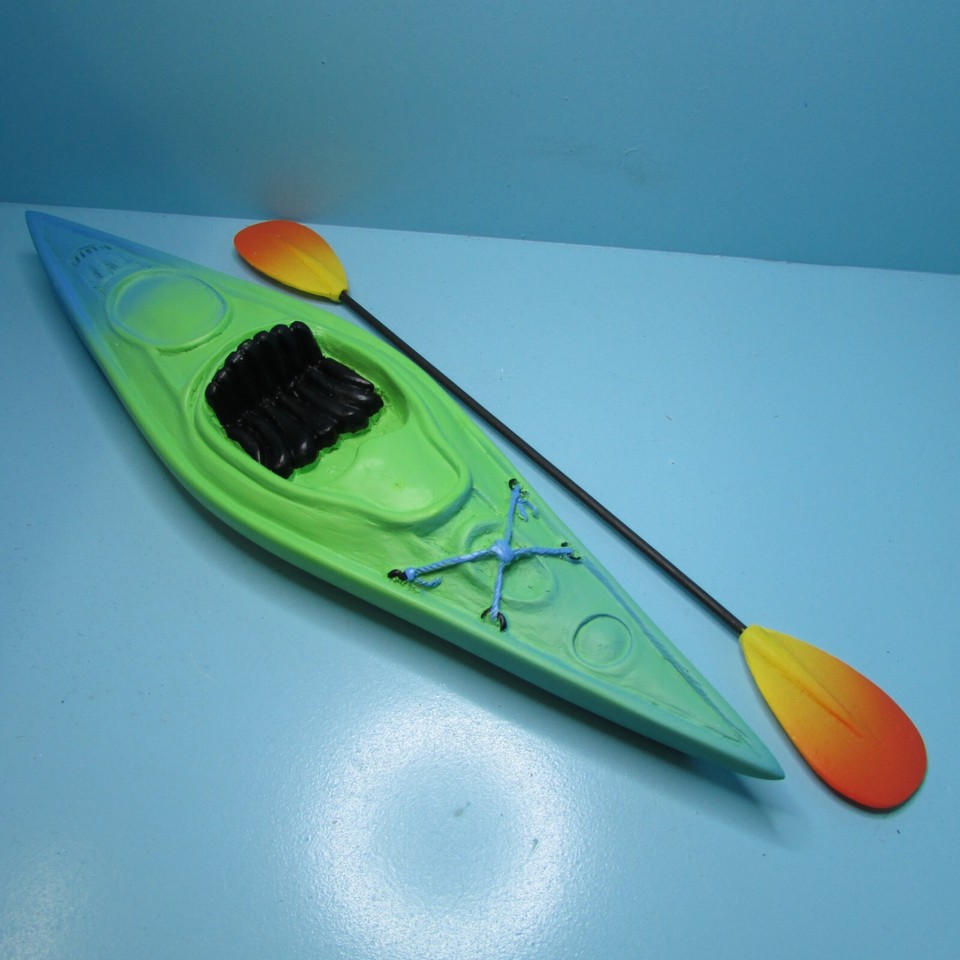 Dollhouse Kayak With Paddle - 1:12 Scale Miniature Outdoor Sports Accessory For Dollhouse Scenes - View #9