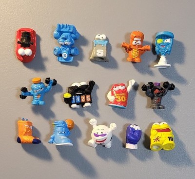Zuru Smashers Sport Lot of 14 figures
