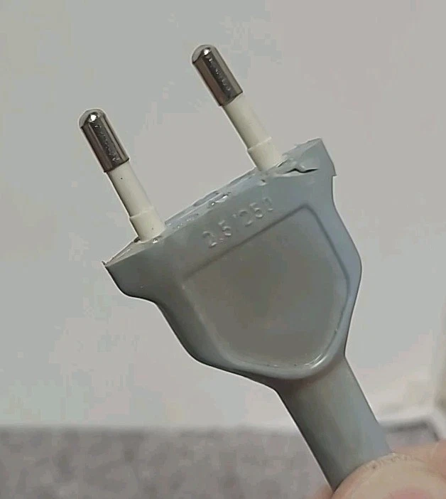 Transformador Tren Fleischmann 6750 220v 14v Salida AC/DC Hecho en Alemania Foto 4 de 4