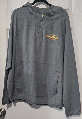 2025 RunDisney Disneyland Halbmarathon Wochenende Jacke Hoodie Large L Neu mit Etikett