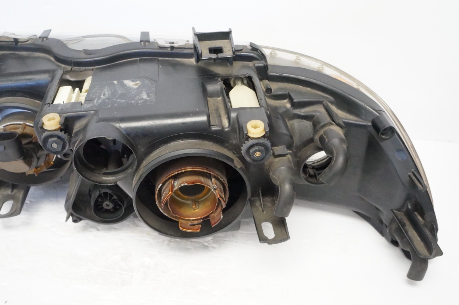 ***부품용*** 2001, 2002, 2003년형 BMW 525i, 530i 전면 우측(FR) 헤드라이트 램프 OEM *C2381 5