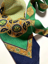 GIANNI VERSACE VINTAGE '90s BAROQUE EXOTIC TIE ARABESQUE MANDALA ITALY GREEN