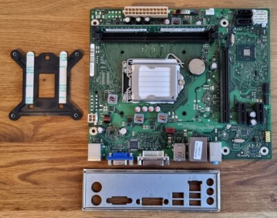 FUJITSU D3230-B11 GS1 inkl. RAM 4GB DDR3 1600, 1150, Intel H81, , DVI, VGA, USB3