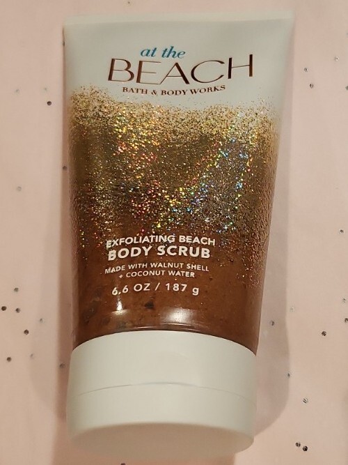New Bath & Body Works - "AT THE BEACH" - Exfoliating Beach Body Scrub - 6.6 oz