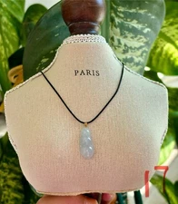 18K Gold Natural Burmese A-Grade Jadeite Pea Pod Pendant - Ship From NC