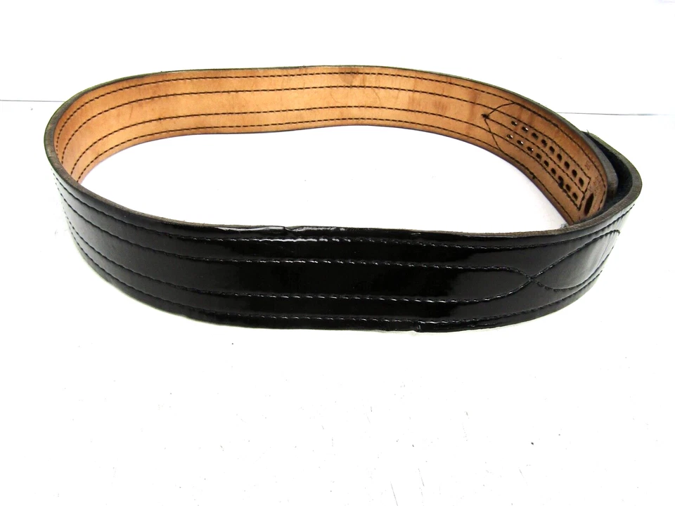 Cinturón Safariland 94P Police Duty Sin Hebilla 2.25", Negro Alto Brillo - Talla 34 Foto 4 de 4