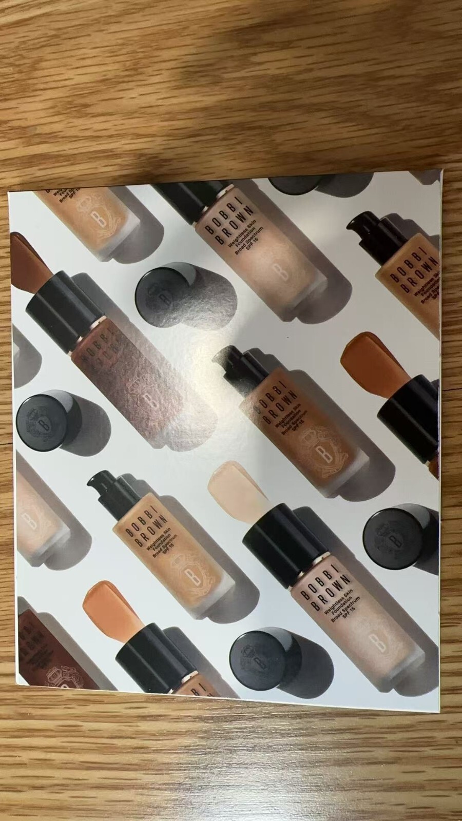 Bobbi Brown Weightless Skin Foundation Broad Spectrum SPF 15 Sample Card 4 Shade