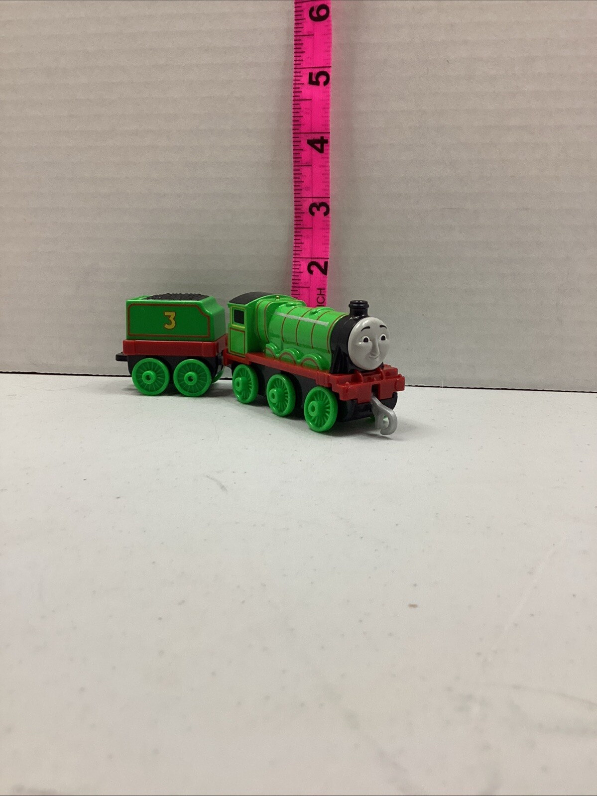 Thomas The Tank Henry Engine & Carriage Diecast Train Loose 2018 Toy 1:64