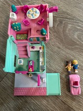 Bluebird Polly Pocket, Pollys Burger Drive-In...