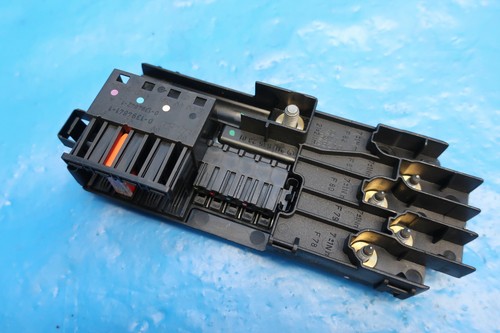 Mercedes E C219 W211 Sicherungskasten hinten Sicherungsträger Kasten A2115452301