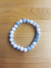 niedliches Larimar-Perlenarmband