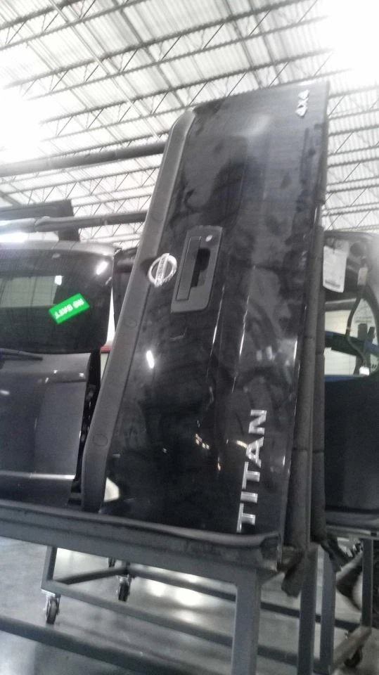 Maletero/portón trasero con paquete de caja utilitaria para 13-15 TITAN 555735 Foto 2 de 2