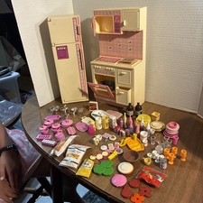 Barbie Sweet Roses Kitchen Cooking Center With Over 100 Accessories VTG 1987