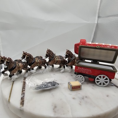 VTG Budweiser Wagon Clydesdale Team w/ Reins Crate Trinket