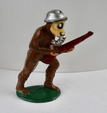 MANOIL Soldier Advancing wGas Mask M93 Dimestore Original Paint Barclay