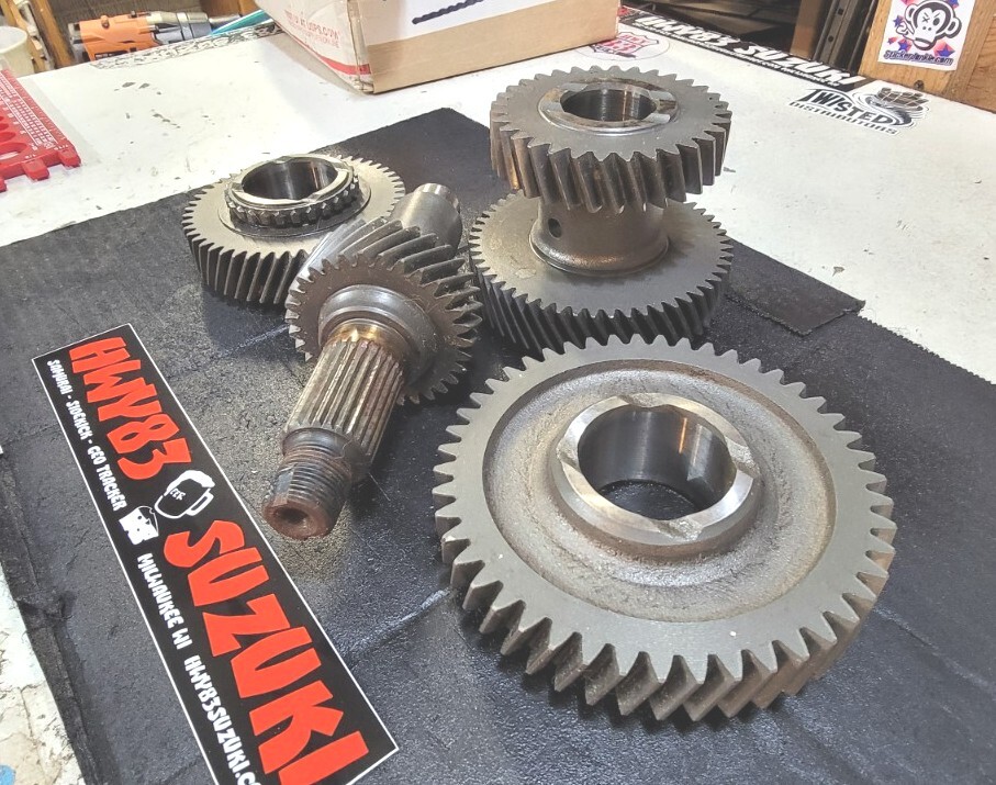 Suzuki SJ410 Transfer Case Gears LOWER RATIO THAN SAMURAI TCase