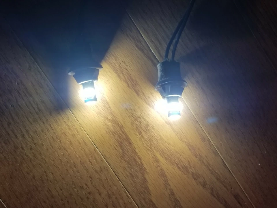 10 NEW Super Bright LEDs Light Bulbs for Janome Sewing Machine 12v 5w - Image 2 of 4