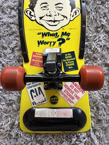 Vintage MAD TV “Man On Board” Skateboard. Excellent Condition. - Picture 5 of 13