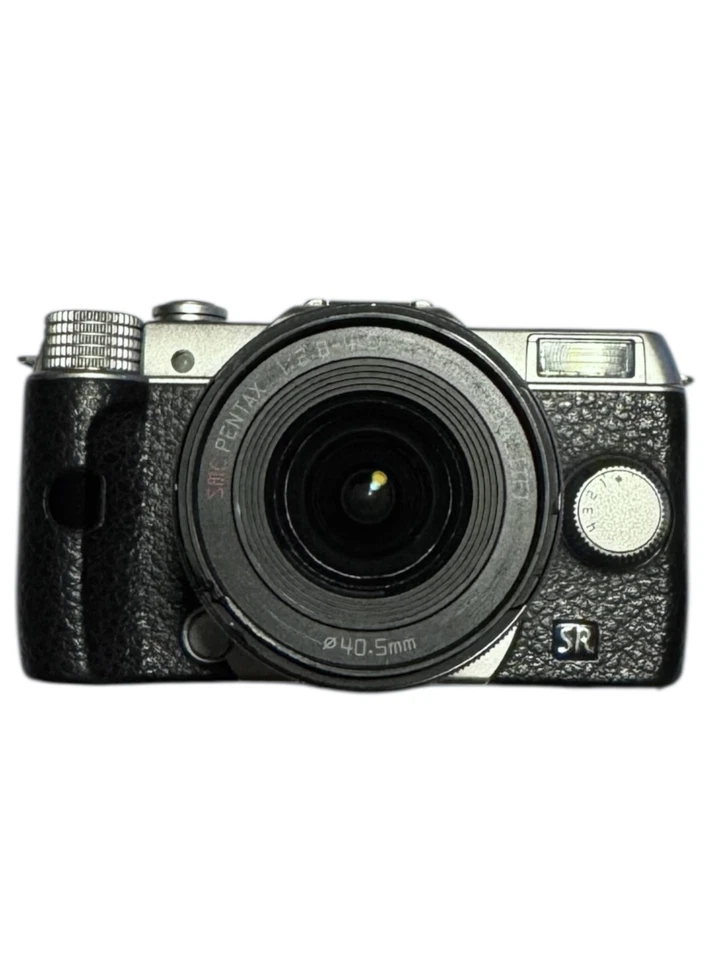 Pentax Q10 SR silber inkl. Pentax 02 Objektiv und mehr - Bild 3 von 4