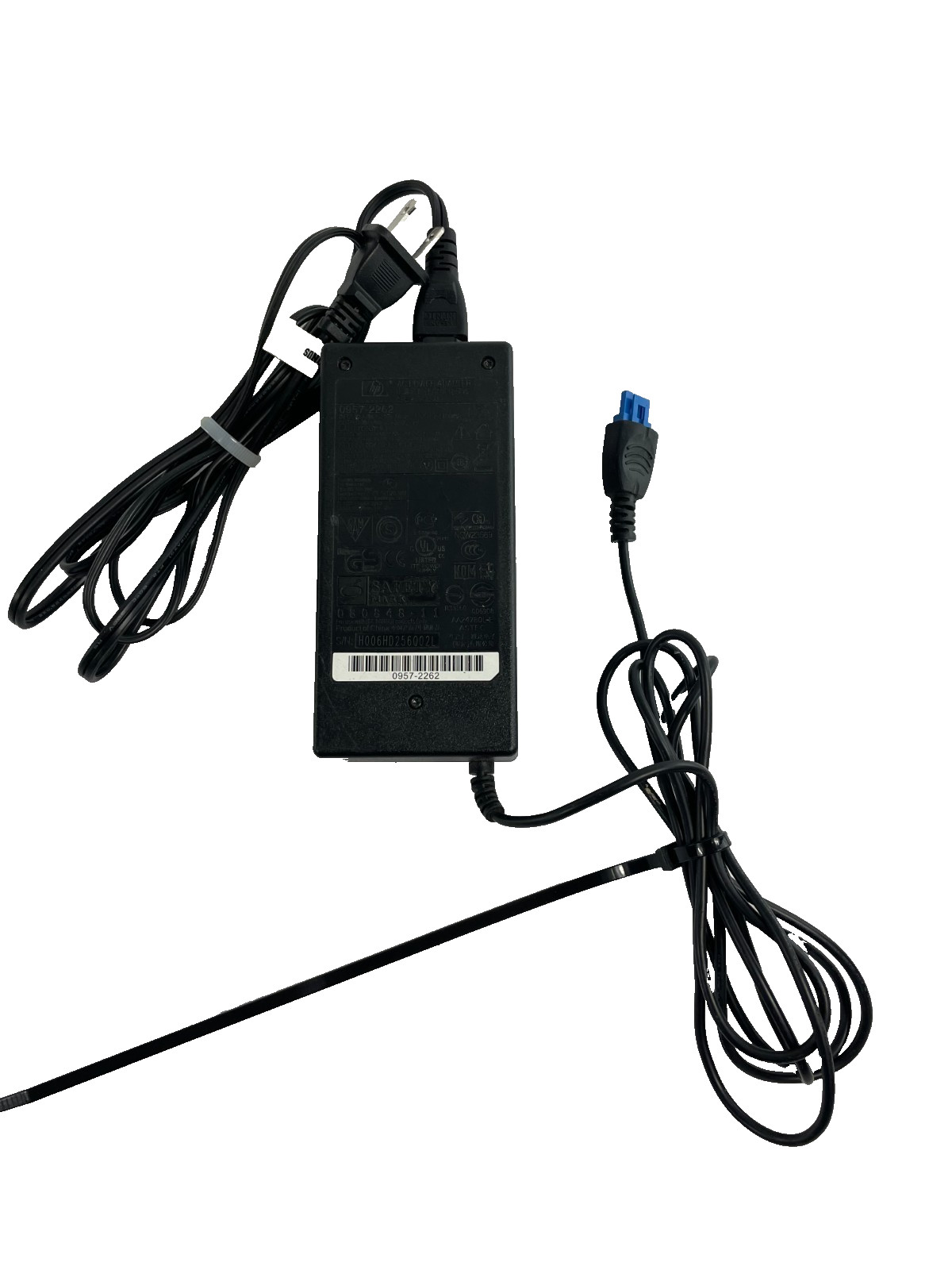 Geniune HP Model 0957-2262 Output 32V 2 A Power Supply AC Ad