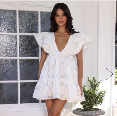 hello molly sweeter than life mini dress NWT Hello Molly Sweeter Than Life V Neck Floral Mini Flutter Dress Bridal 6