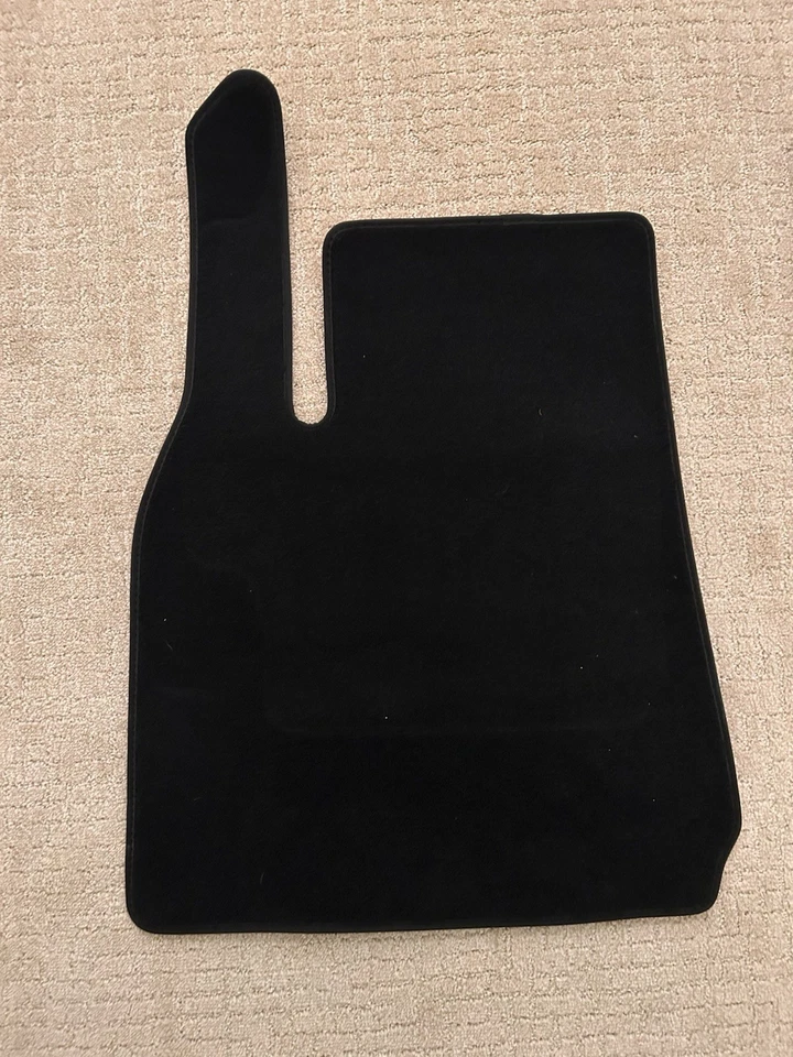 Tesla Model Y Floor Mats (3-Piece Set) – 2024 OEM - Image 3 of 4