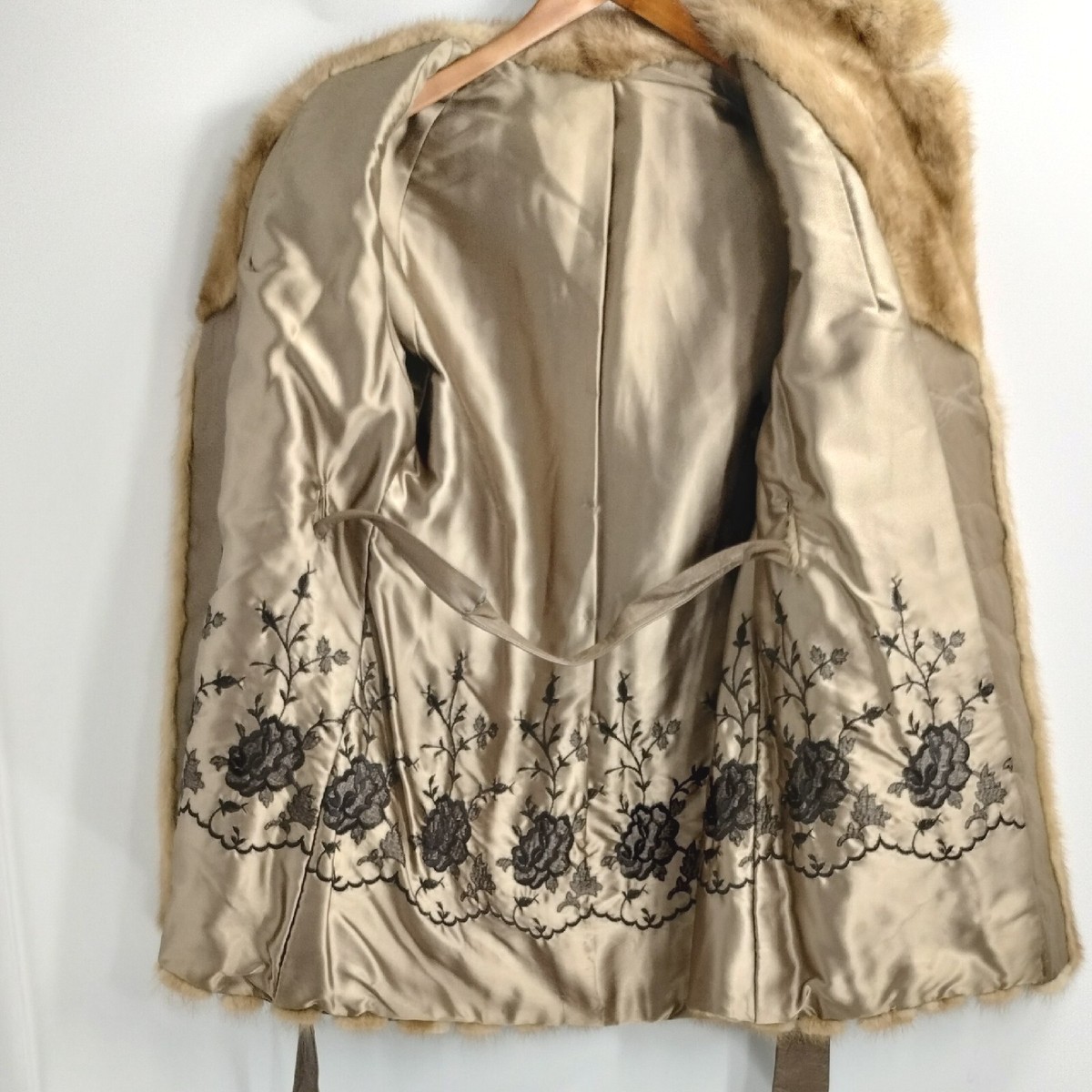 Mink Fur Leather Coat Vintage 70's Jacket with Belt Paneled Mink Fur Leather Coat Vintage 70's Jacket with Belt Paneled