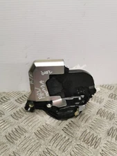 2019 HONDA HR-V MK2 5DR FRONT RIGHT SIDE DOOR LOCK M49-12110