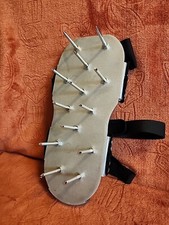 Paar Rasenbelüfter Schuhe. Bodenlockerung Belüfter Stachelschuhe. 12 zoll