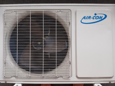 9000 BTU Mini Split Air Conditioner, cooling only, 110v.use in very good conditi