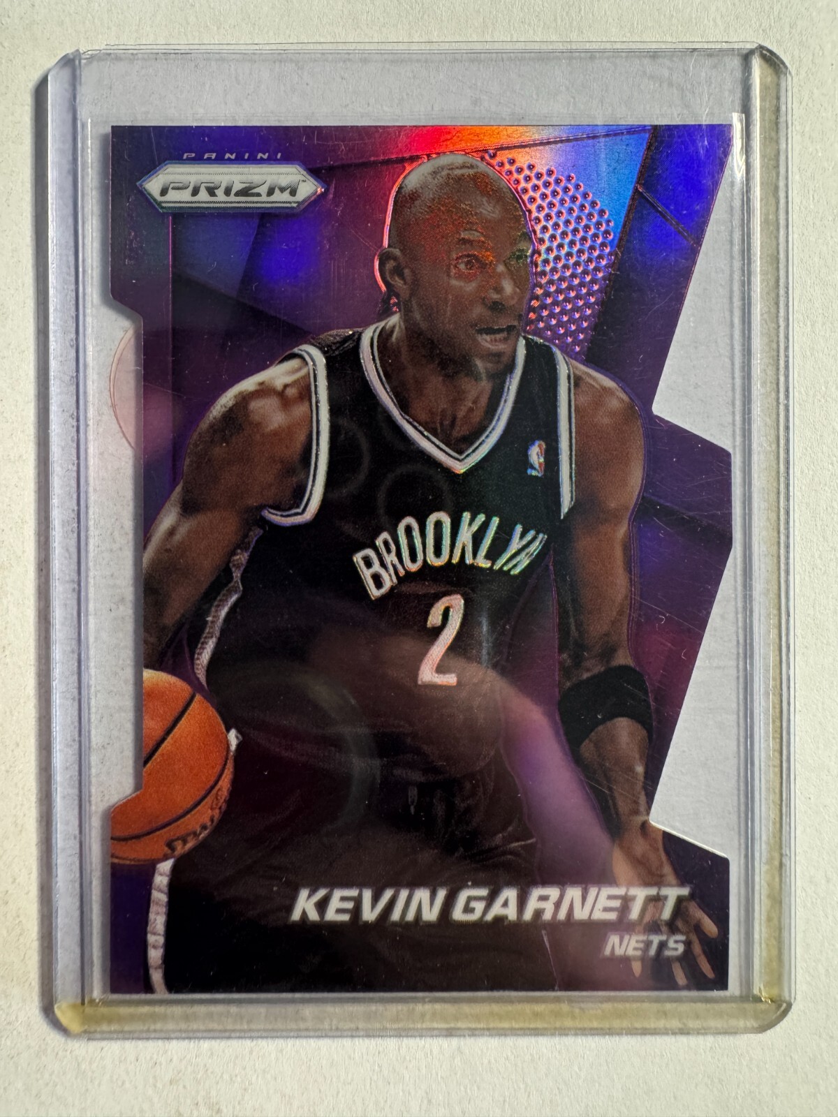 K305,099 - 2014-15 Panini Prizm Prizms Purple Die Cut #96 Kevin Garnett #/139