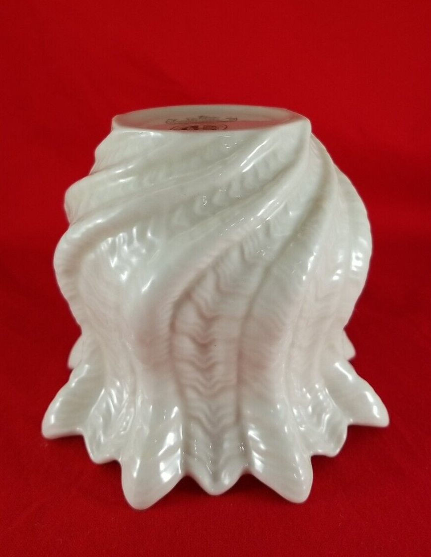 Vintage Belleek Ireland Porcelain Shell Pot Spill Vase eBay