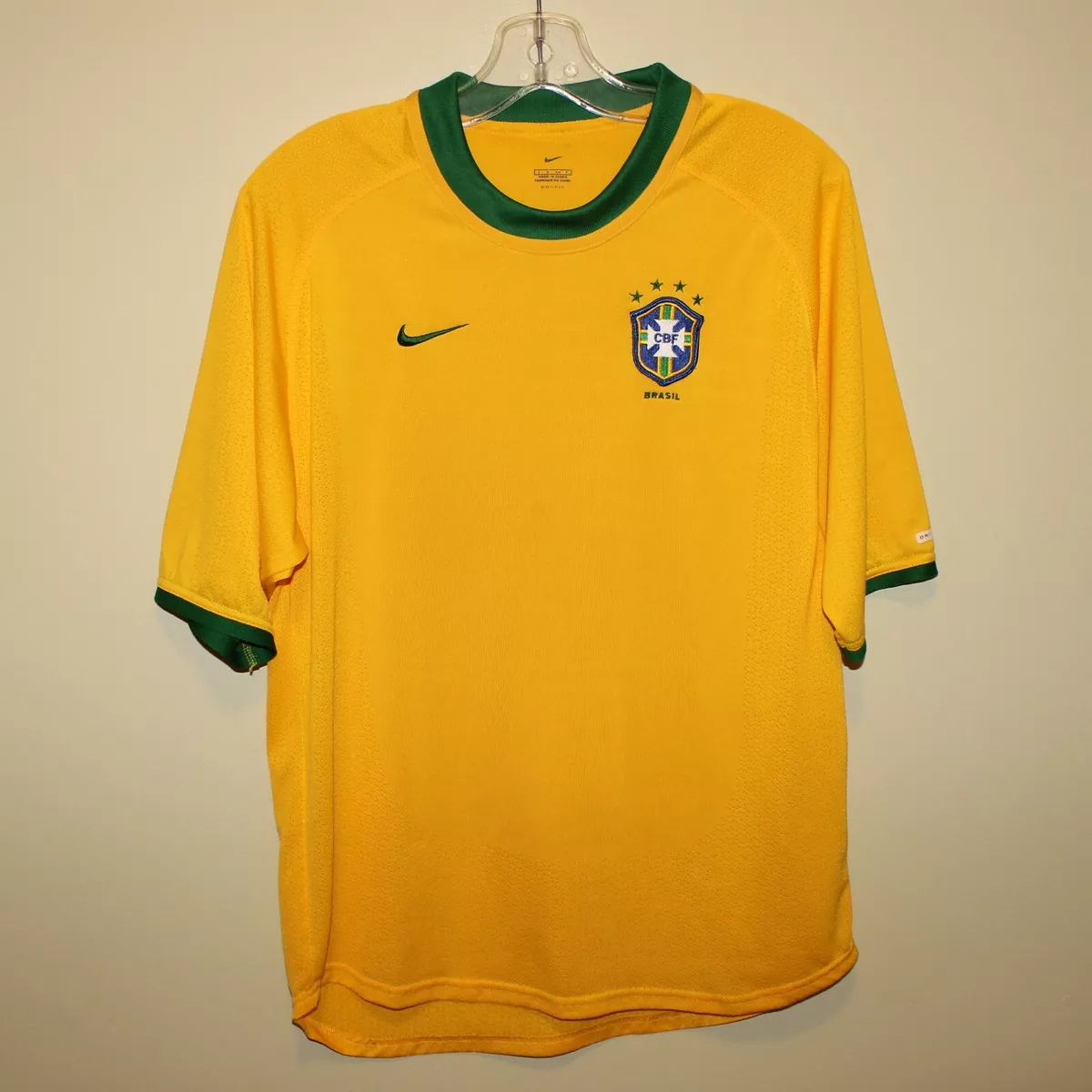 vintage Brazil 2000-02 home football shirt Nike men's Small soccer