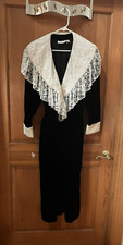 VTG.VICTORIA SECRET GOLD LABEL BLACK/Beige VELVET PEARLS LACE ROBE SZ:M/L