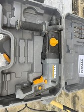 Titan TTB872SDS 3.27kg Electric Hammer Drill 750w rotary hammer