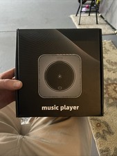 Portable Desktop CD Audio Player with Speaker and Remote Control / NEW