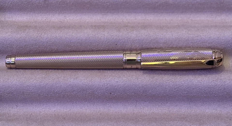 S.T. Bolígrafo Dupont James Bond Edición Limitada 007 Foto 2 de 3