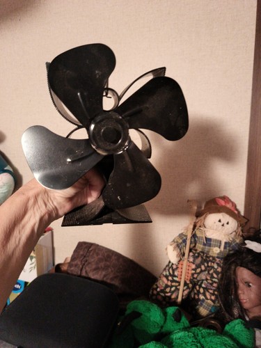 Heat Powered 4-Blade Stove Fan, No Electricity, Black Metal 5.25in Depth