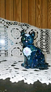 Fenton Indigo  Blue  Sitting CAT  With 3HP Flowers 5165 QO eBay