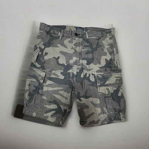 Levi's Levi Strauss Men's Cargo Shorts Green Camo Camouflage 9" Inseam Size 32