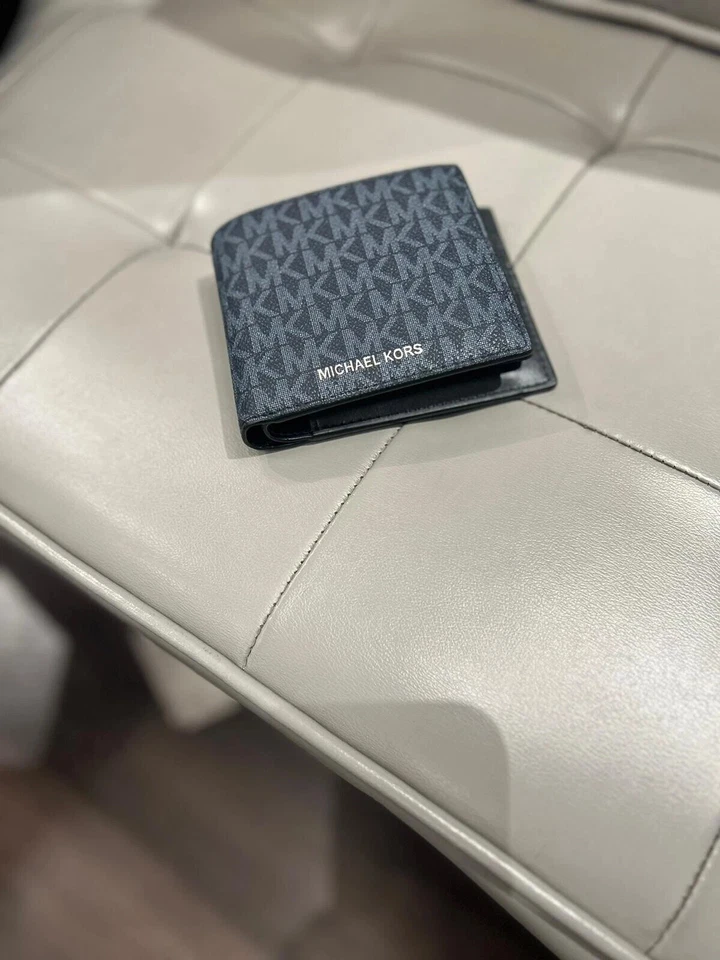 Michael Kors Cooper Admiral Blue Billfold Passcase Wallet Bifold MK Signature - Image 4 of 4