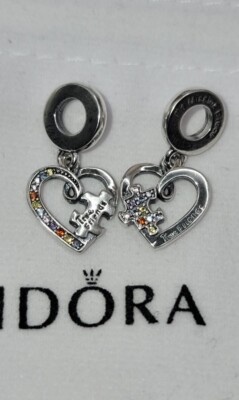 Pandora チャーム2つ付き Authentic Pandora Friendship Puzzle Dangle Charm Two Heart BFF