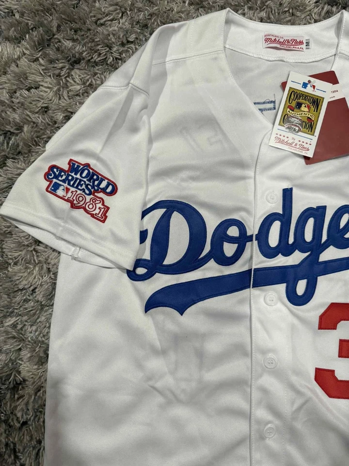 FERNANDO VALENZUELA #34 Los Angeles Dodgers World Series Baseball Jersey - Image 3 of 4
