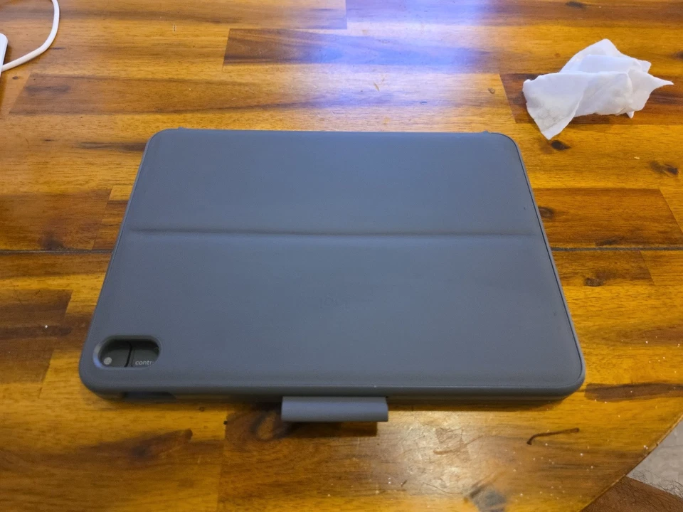 Logic Ipad 10 Keyboard Case - image 2 of 2