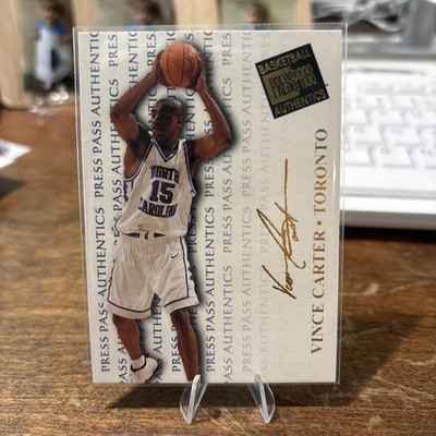 1998 Press Pass Authentics Vince Carter #4 Rookie RC North Carolina Tar Heels ￼