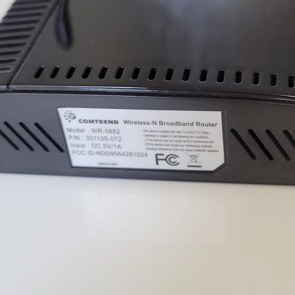 COMTREND Wireless Broadband Router WR-5882 Computer - Image 2 of 2