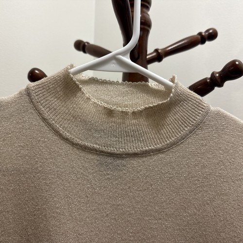 Sag Harbor Blouse Gold Mock Neck Short Sleeve Sz Small - Picture 2 of 5
