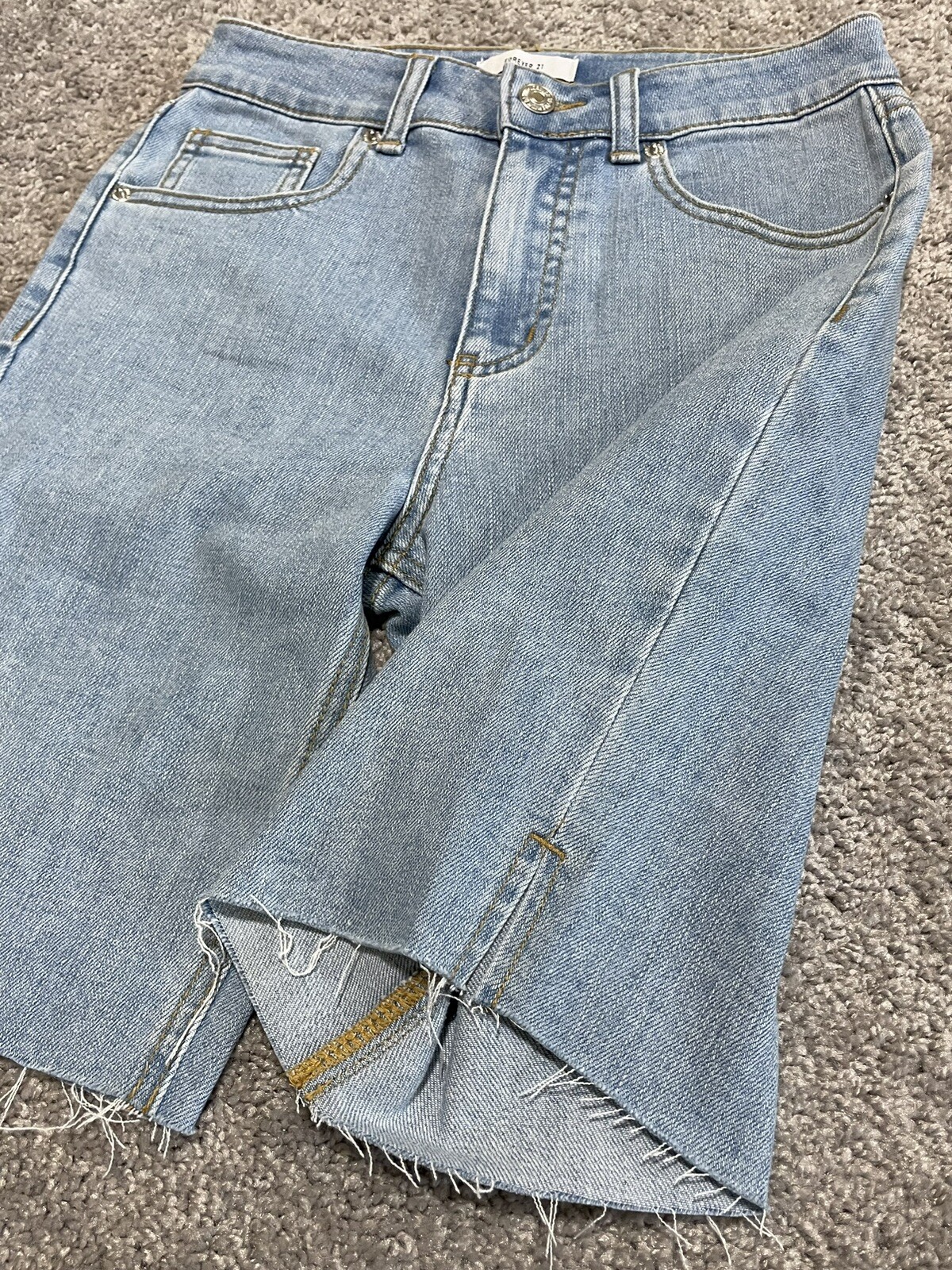 Picture 6 of 12