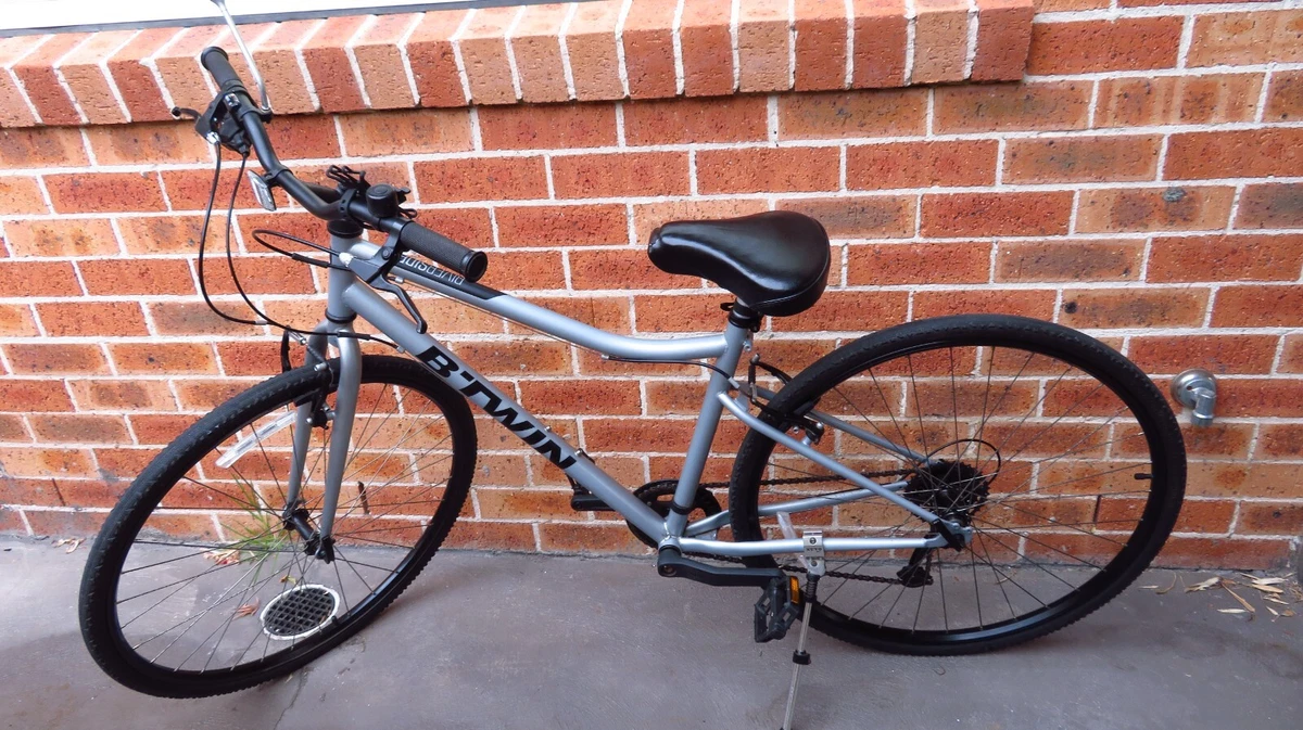 Btwin hybrid 700x32 hotsell